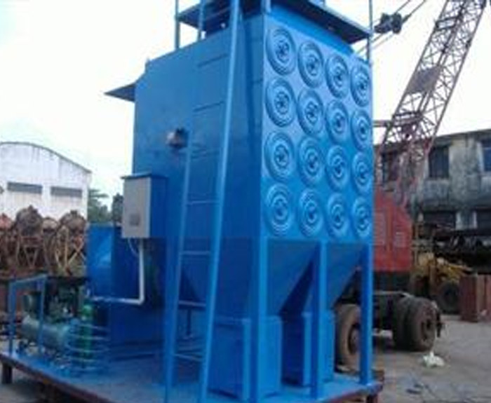 <b>濾筒除塵器</b>